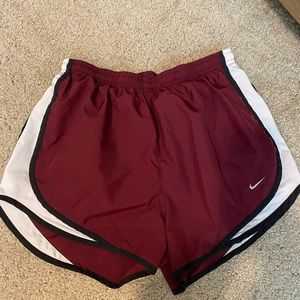 Women’s Nike Dri-Fit Tempo Running Shorts